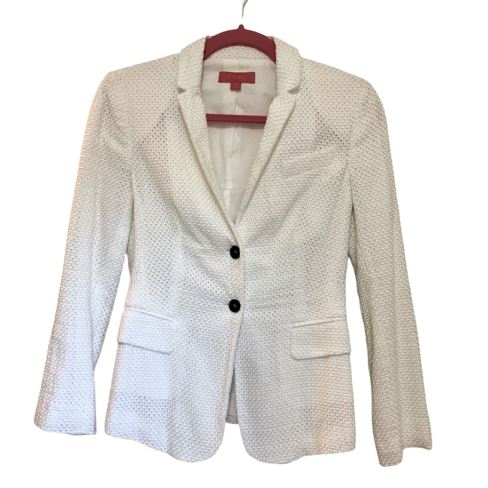 LaVie18 White eyelet Blazer size 38=2 Like New